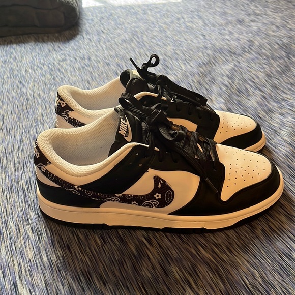 Nike Dunk Low Mens Black Paisley - Picture 1 of 4